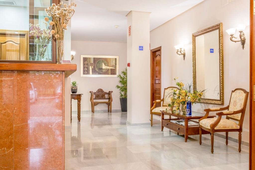 Hotel Gran Avenida Coria del Río المظهر الخارجي الصورة
